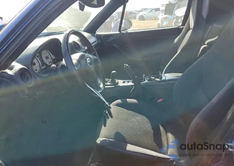 2003 Mazda Mx-5 Miata Base z USA, uszkodzony, nr VIN JM1NB353730301521